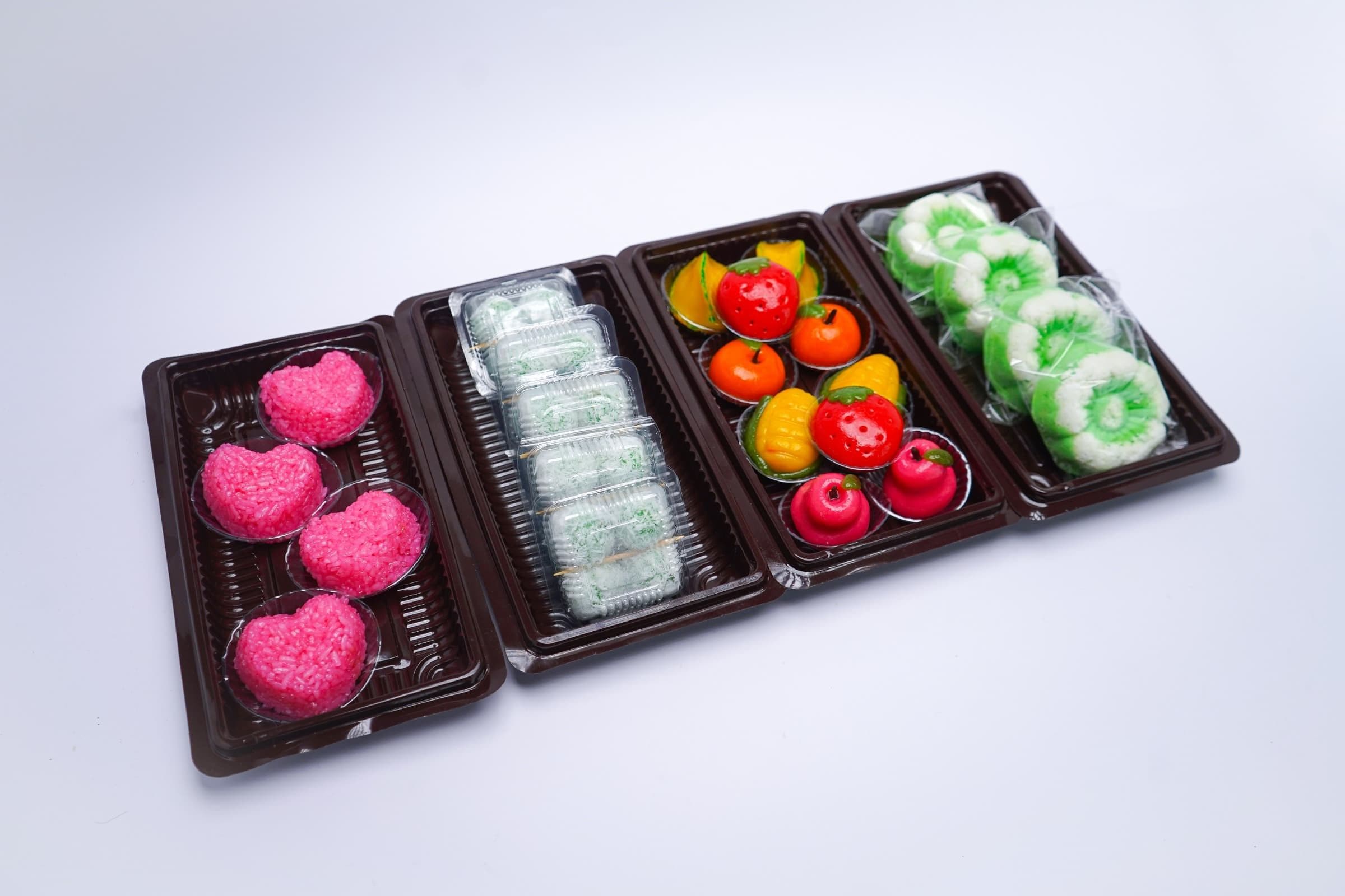 Foto produk 11 kueku buah, 5 wajik, 5 klepon, 4 putu ayu